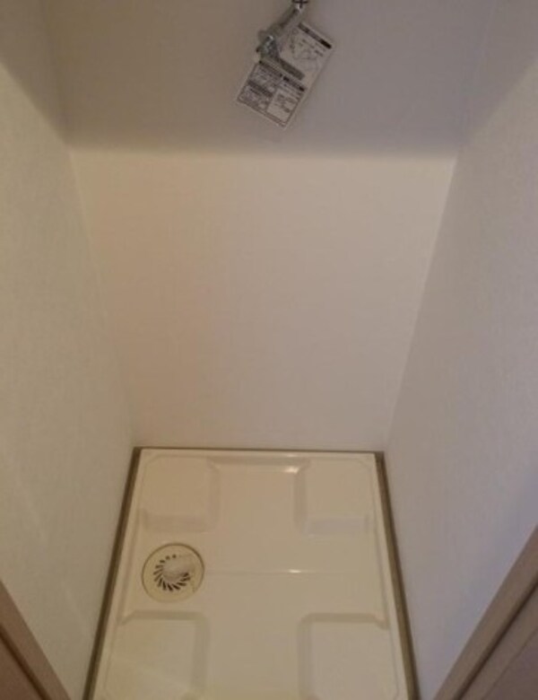 建物設備(室内洗濯機置き場。)