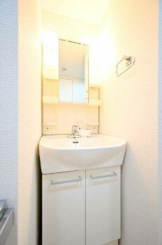 物件内観写真5　(嬉しい独立洗面台付き。)