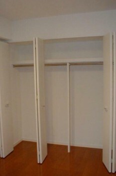 物件内観写真8　(クローゼット完備。)