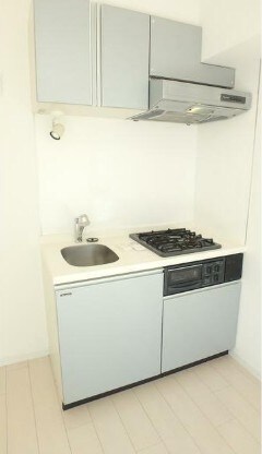 物件内観写真3　(システムキッチン。)