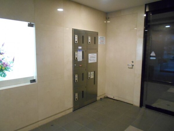 建物設備(宅配ボックス。)