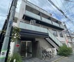 鉄筋コンクリート造のがっちりとした建物。