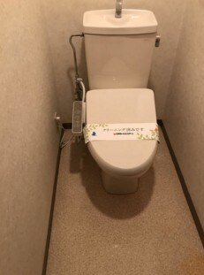 物件内観写真6　(温水洗浄便座。)