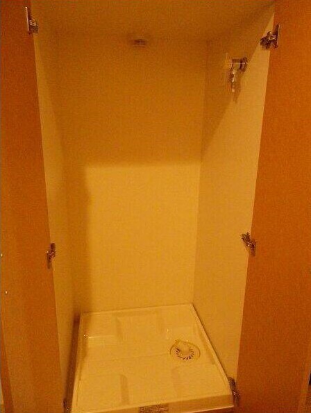 物件内観写真10　(室内洗濯機置き場。)