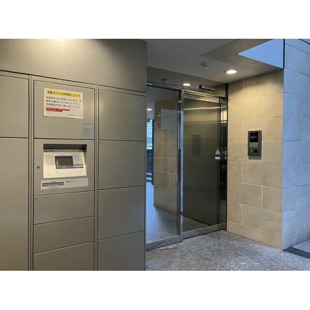 物件内観写真14　(宅配ボックス完備。)