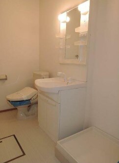 物件内観写真9　(室内洗濯機置き場。)