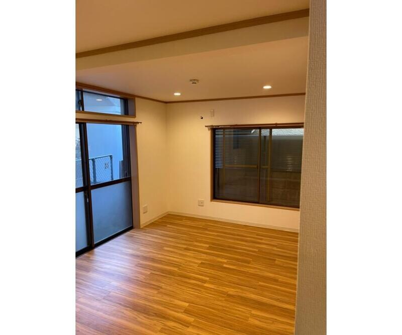 物件内観写真3　(12.5帖のきれいなLDK。)