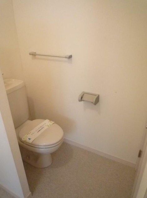 物件内観写真7　(バストイレ別。)