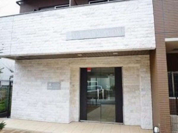 エントランス(オシャレなマンション。)