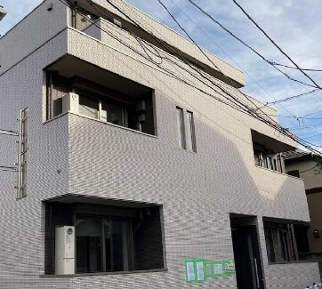 物件外観写真1　(綺麗な外観。)