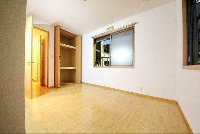 物件内観写真7　(きれいなフローリング。)