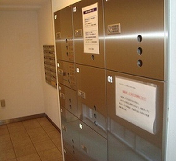 物件内観写真13　(宅配ボックス。)