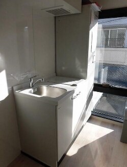 物件内観写真3　(IHクッキングヒーター。)