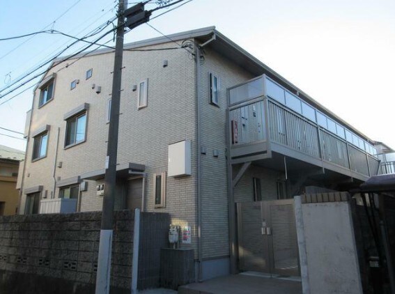 物件外観写真1　(落ち着いた雰囲気。)