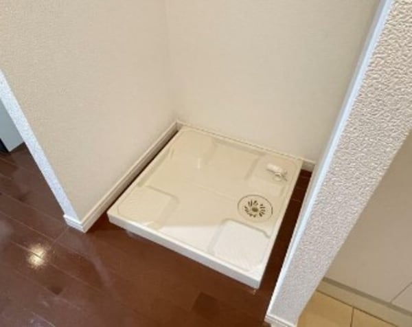 建物設備(室内洗濯機置き場。)