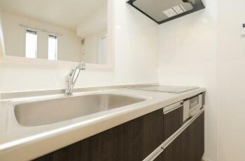 物件内観写真4　(IHクッキングヒーター。)