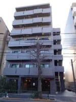 鉄筋コンクリート造のがっちりとした建物。