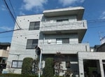 鉄筋コンクリート造のがっちりとした建物。