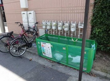 物件内観写真9　(敷地内ゴミ置き場完備！)