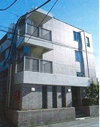 物件外観写真1　(鉄筋コンクリート造のがっちりとした建物。)