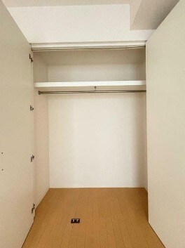 物件内観写真9　(クローゼット完備。)