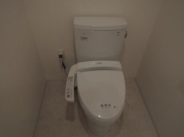 トイレ(温水洗浄便座。)
