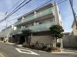 鉄筋コンクリート造のがっちりとした建物。