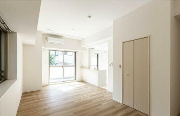 物件内観写真3　(15.6帖のきれいな洋室。)