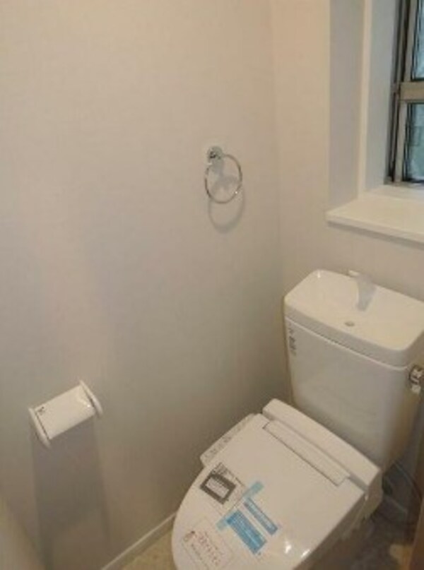 トイレ(温水洗浄便座。)