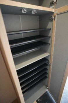 物件内観写真11　(シューズボックス完備！)
