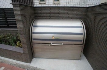 物件内観写真17　(敷地内ゴミ置き場完備！)