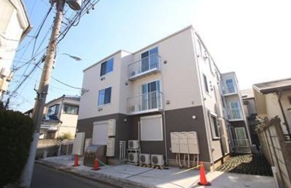 建物設備(敷地内ゴミ置場。)