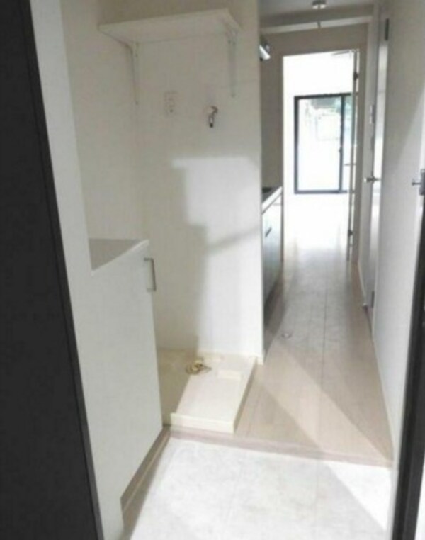 建物設備(室内洗濯機置き場。)