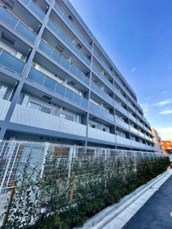 外観(鉄筋コンクリート造のがっちりとした建物。)