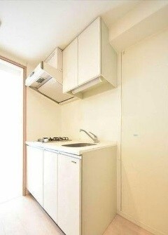 物件内観写真4　(システムキッチン。)