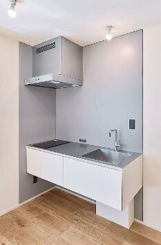 物件内観写真4　(IHクッキングヒーター。)