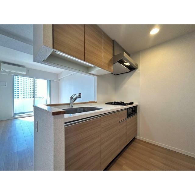 物件内観写真3　(システムキッチン。)