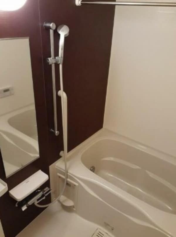 浴室(追い焚き機能、浴室乾燥機付きバス。)