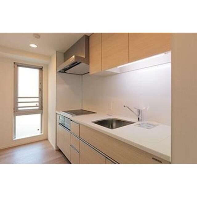 物件内観写真3　(IHクッキングヒーター。)