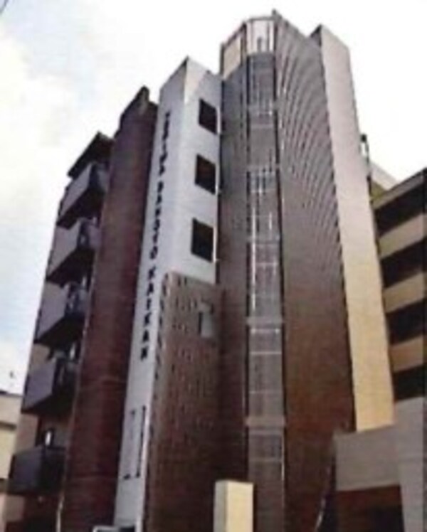 外観(鉄筋コンクリート造のがっちりとした建物。)