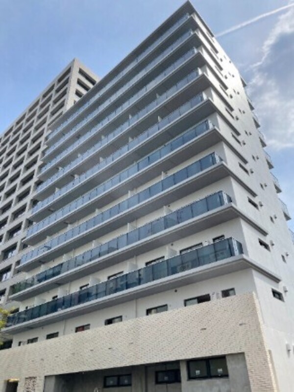 外観(鉄筋コンクリート造のがっちりとした建物。)