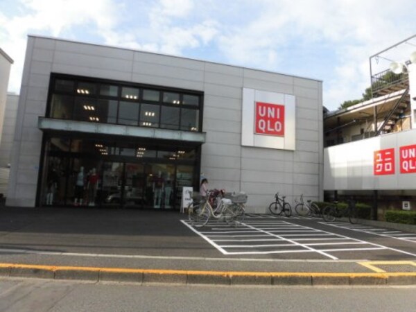 周辺環境(ユニクロ 杉並下井草店 152m)