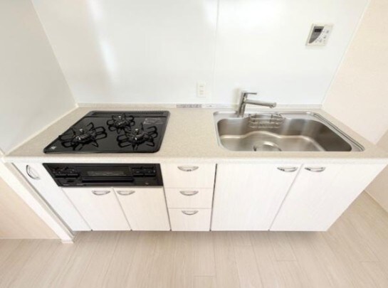 物件内観写真5　(システムキッチン。)