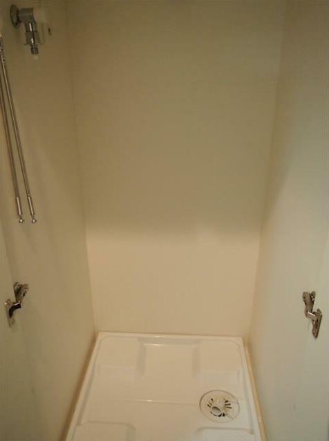 物件内観写真10　(室内洗濯機置き場。)