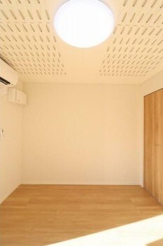 物件内観写真9　(きれいなフローリング。)