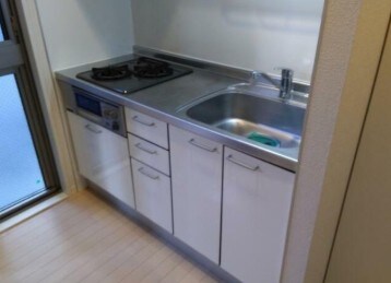 物件内観写真3　(グリル付き２口コンロ。)