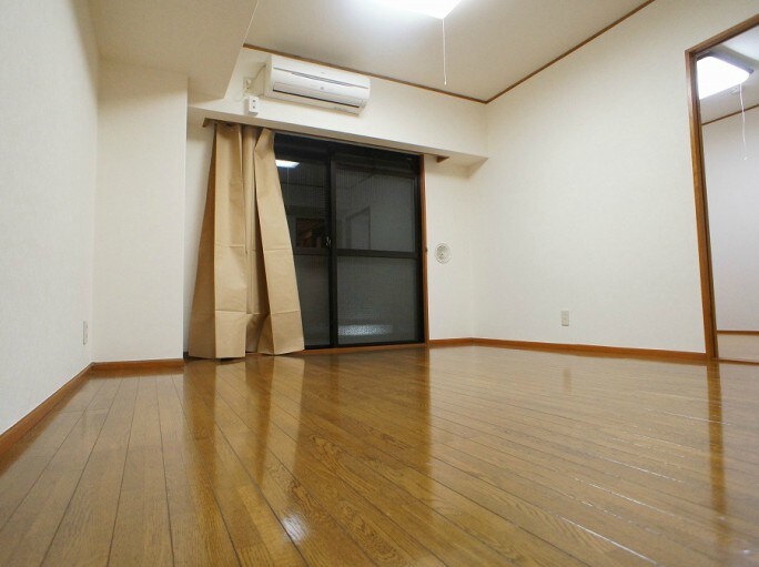 物件内観写真5　(10帖のLDK。)