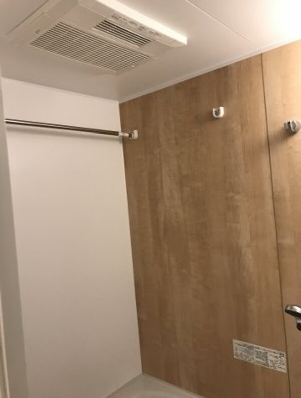 建物設備(浴室乾燥機。)