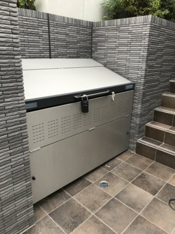 建物設備(敷地内ゴミ置場。)