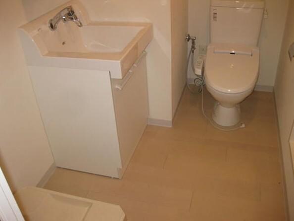 物件内観写真8　(うれしい独立洗面台。)